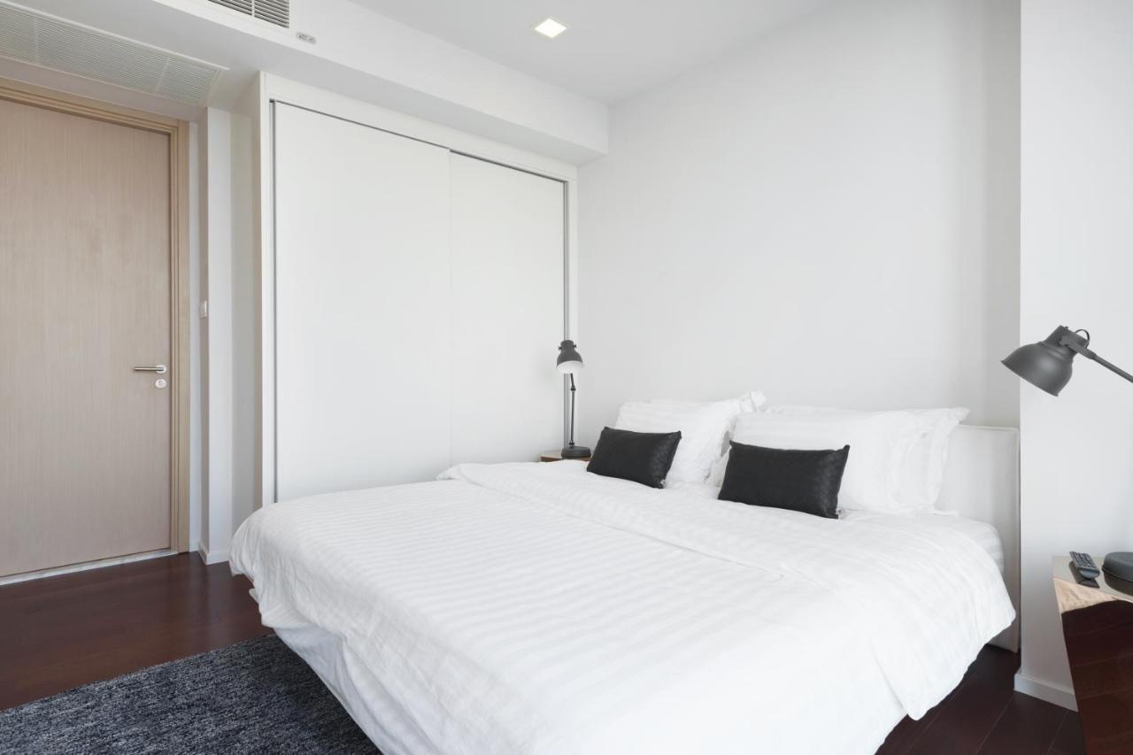 Hyde Sukhumvit 11 By Favstay Bangkok Exterior photo